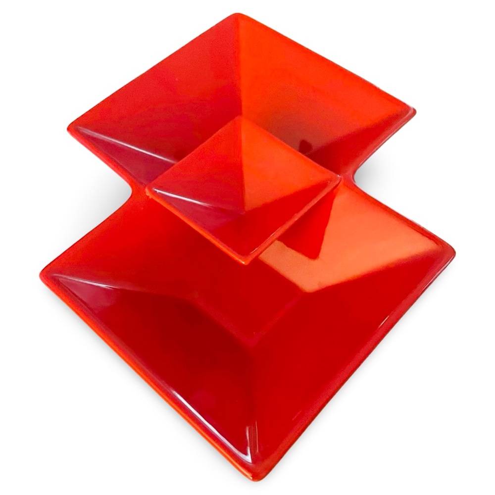 Red Geometric Ceramic Ashtray - Picture 13 of 16